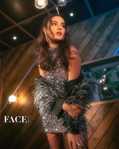 PHOTO: जास्मिन भसीनच्या या लूकवर चाहते घायाळ; फोटो झाले व्हायरल!