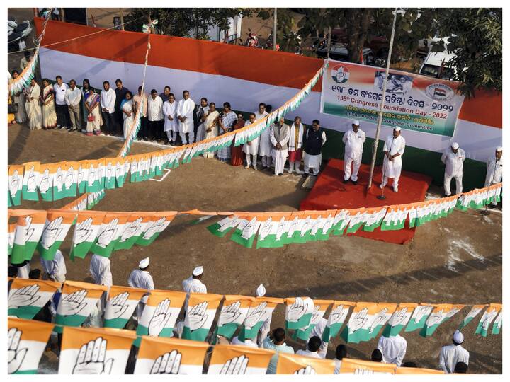 Congress, which was established in 1855, marked its 138th Foundation Day, with several leaders attending the event on Wednesday.