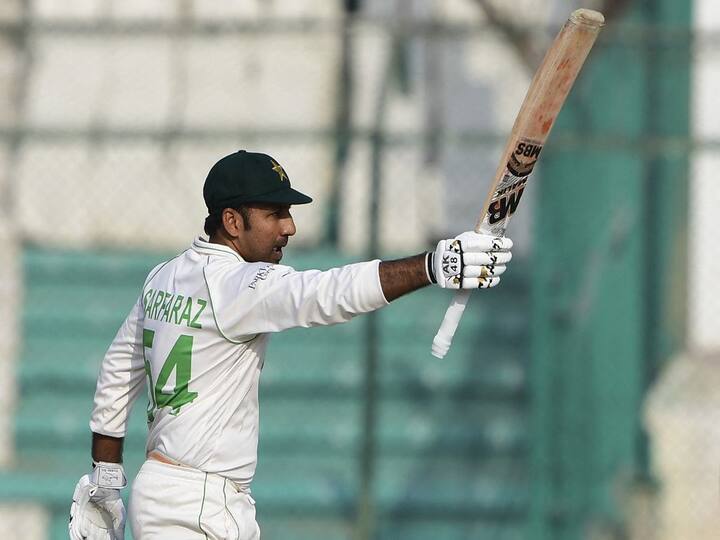PAK vs NZ: Sarfaraz Ahmed Takes Over As Pakistan's Stand-In Captain With Babar Azam Down With Flu PAK vs NZ: Sarfaraz Ahmed Takes Over As Pakistan's Stand-In Captain With Babar Azam Down With Flu