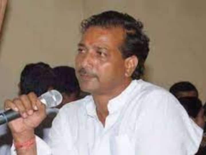 RPSC Paper Leak Ashok Gehlot Targeted by Congress Minister Rajendra Singh Gudha says government involved ANN RPSC Paper Leak: विपक्ष तो छोड़िए अब अपनों से घिरी सरकार, इस मंत्री ने लगाया 'गहलोत सरकार पर मिलीभगत' का आरोप