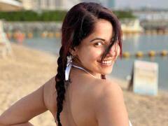 Chhavi Mittal Scar: स्विमसूट पहने छवि मित्तल ने खूबसूरती से फ्लॉन्ट किया अपना ब्रेस्ट कैंसर स्कार, एक्ट्रेस बोलीं - नई जिंदगी, नया साल...