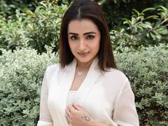 స్టైలిష్ లుక్‌తో రచ్చలేపుతున్న త్రిష కృష్ణన్