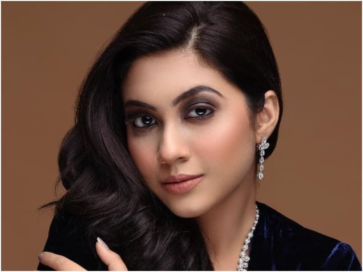 Tunisha Suicide Case Reem Sameer Shaikh angry with paparazzi for recording video of Tunisha unconscious mother Tunisha Suicide Case: तुनिषा की बेहोश मां की वीडियो रिकॉर्ड करने से पैपराजी से नाराज हुईं रीम शेख, पोस्ट कर कही ये बात