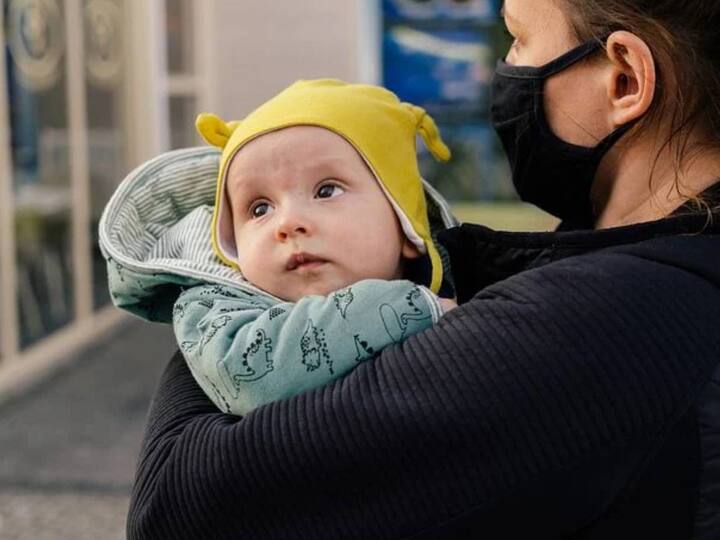 குழந்தைக்கு முதல் 6 மாதத்துக்கு தாய்ப்பால் மட்டுமே கொடுக்க வேண்டும்