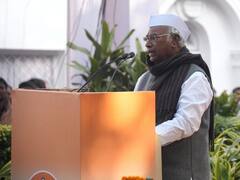 Congress Foundation Day: कांग्रेस ने मनाया 138वां स्थापना दिवस, राहुल-सोनिया और खरगे सहित ये नेता रहे मौजूद, देखें तस्वीरें