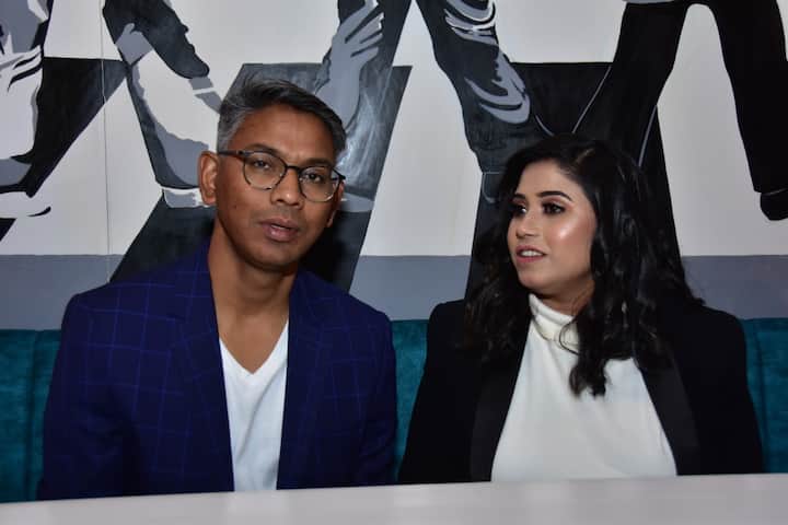 প্রেমের গান 'পিয়া তুনে' একটি মিউজিক ভিডিও।