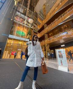 Surbhi Jyoti Pics: एक बार फिर विंटर लुक से सुरभि ज्योति ने ढाया कहर, आपने किया है ये लुक ट्राई?