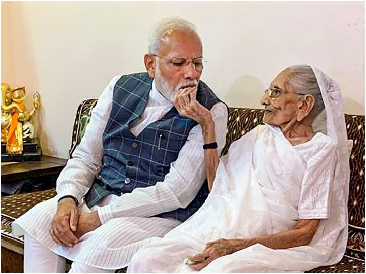 Pm modi mother passed away deputy cm brajesh Pathak gets emotional remembering Heeraben ann PM Modi Mother: 'पीएम को मां अपने हाथ से खाना खिलाती, हथेली पर पैसे रखतीं', हीराबेन को याद कर भावुक हुए ब्रजेश पाठक