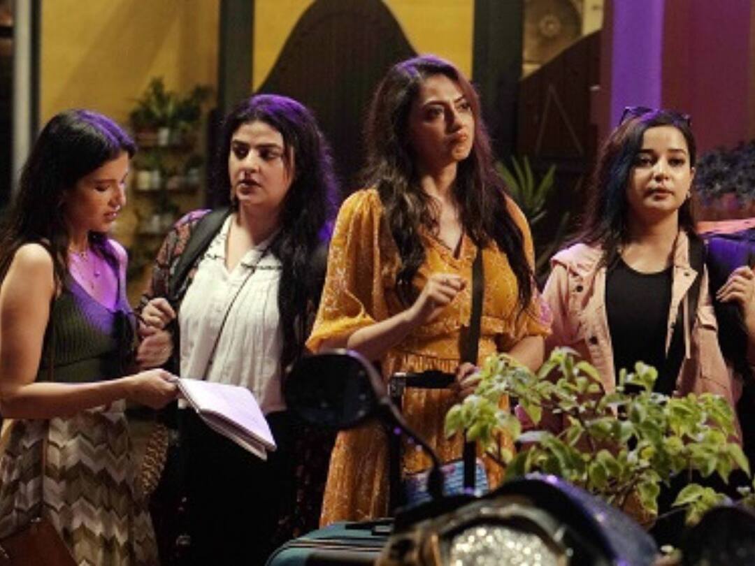 Ikki er kokrakni sut bilan emizadi