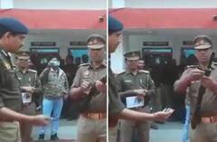 Viral Video: ਬੰਦੂਕ ਦੀ ਬੈਰਲ 'ਚ ਗੋਲੀ ਪਾਉਂਣ ਲੱਗੇ ਇੰਸਪੈਕਟਰ..ਪੁਲਿਸ ਅਧਿਕਾਰੀ ਵੀ ਲੱਗੇ ਹੱਸਣ,ਵੀਡੀਓ ਵਾਇਰਲ