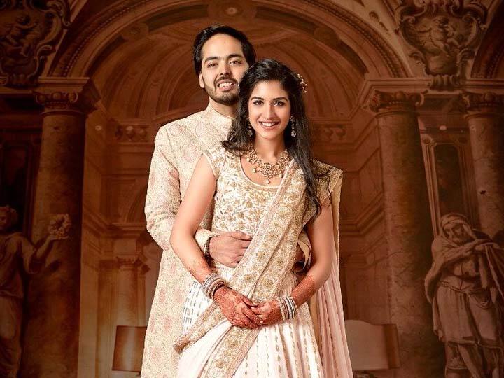 Anant Radhika Roka Ceremony Inside Pics: अनंत अंबानी और राधिका मर्चेंट के रोका सेरेमनी की इनसाइड फोटोज आईं सामने, यहां देखिए