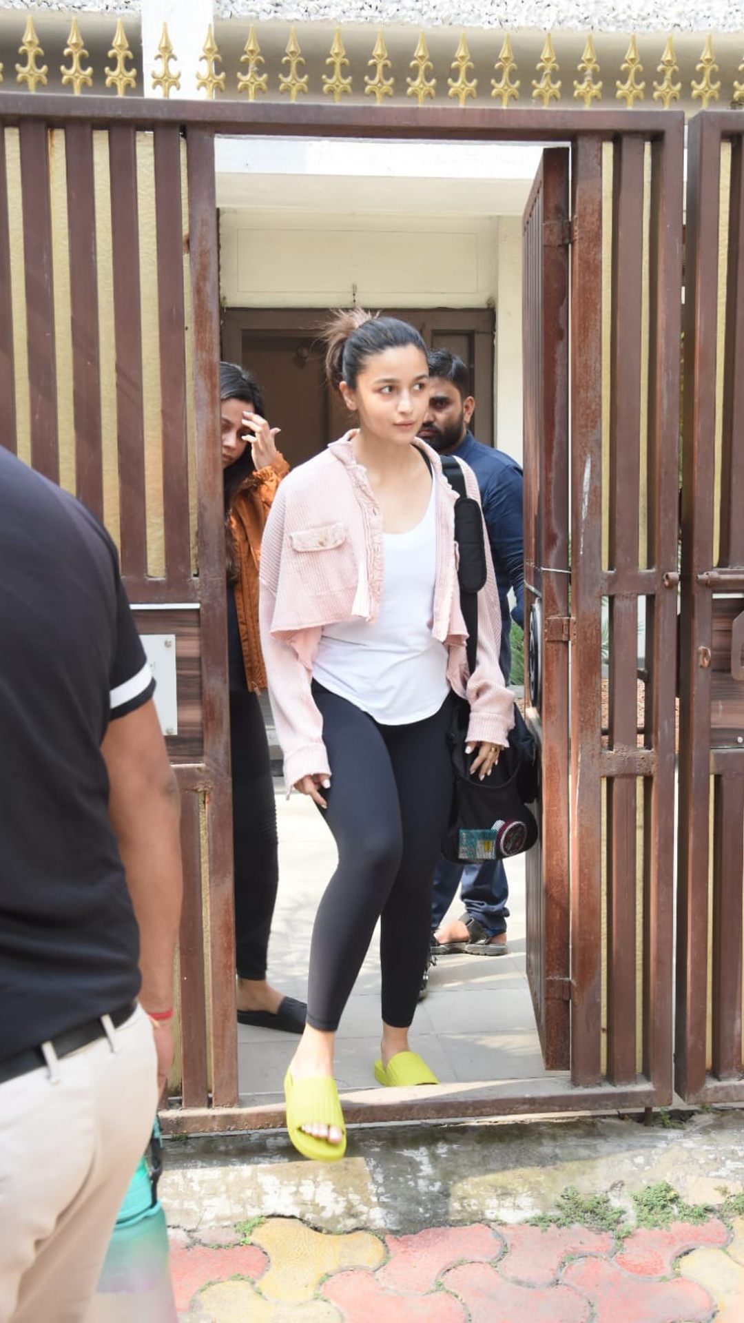 To decide the Fat to Fit Journey, then follow Alia Bhatt's Workout Routine  and Diet Plan | तय करनी है Fat to Fit वाली जर्नी तो फॉलो करें Alia Bhatt के  Workout