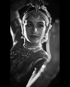 Radhika Merchant Profile: అంబానీకి కాబోయే కోడలి గురించి ఆసక్తికర విషయాలు!