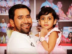 बॉक्सिंग क्वीन है निरहुआ की बेटी अदिति यादव, पिता की तरह एक्शन की फैन है उनकी लाडली गुड़िया