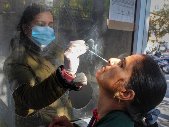 Corona Update : केंद्र सरकारचा मोठा निर्णय; 'या' सहा देशांतून येणाऱ्या प्रवाशांना आरटीपीसीआर चाचणी सक्तीची  