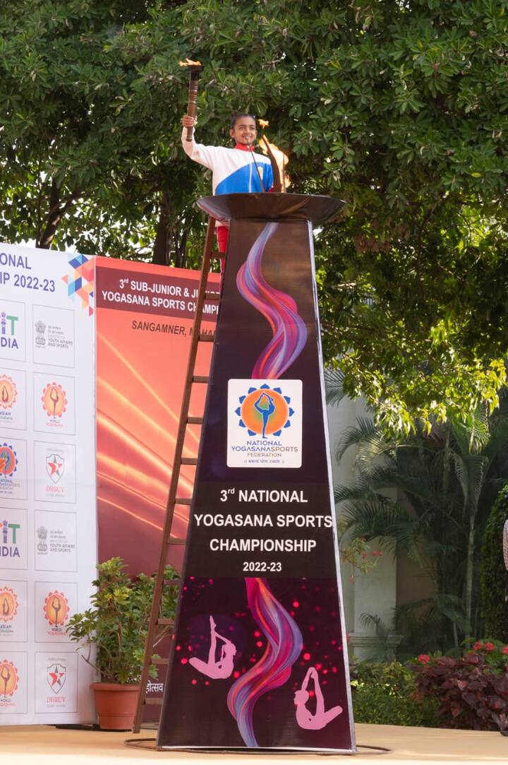 29 देशातील 800 विद्यार्थ्यांनी 65 योग तज्ञांच्या समोर प्रात्यक्षिक सादर करून उपस्थितांची मने जिंकली आहे .