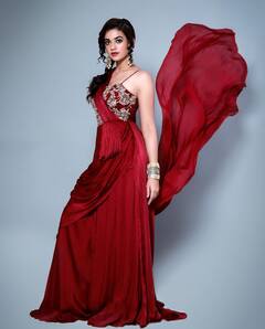 Stars Left Home For Acting: एक्टर बनने के लिए इन हसीनाओं ने छोड़ा घर, लिस्ट में कई बड़े नाम हैं शामिल