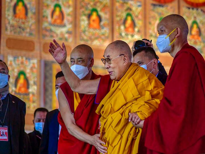 The charismatic religious leader, who has many famous people as his followers, walked with shuffled steps and a noticeable slouch in his posture, but his famous broad smile was clearly unaffected by the fragility brought on by age. ( Image Source: PTI )