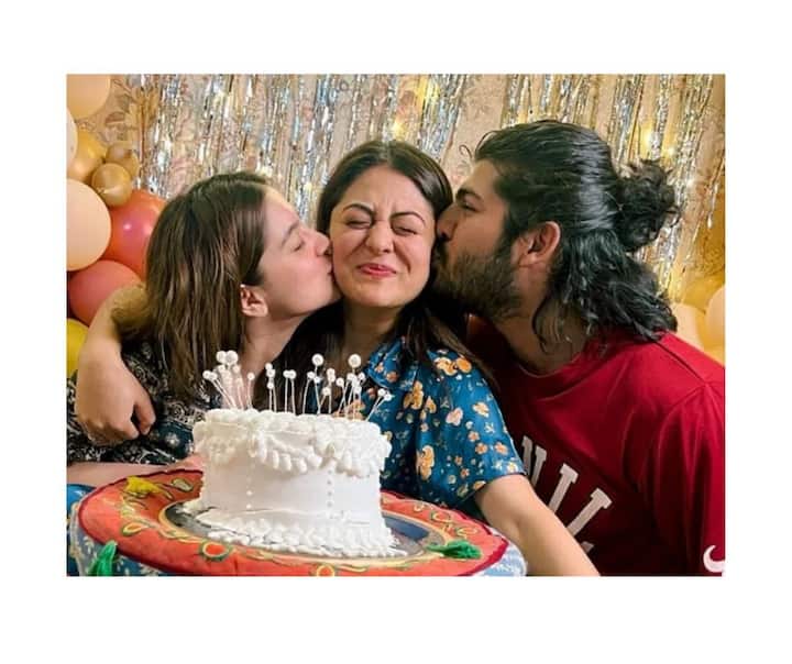 तुनिषाने अनेक मुलाखतींमध्ये फलक नाजच्या मेकअप व्हिडीओचे कौतुक केले होते.