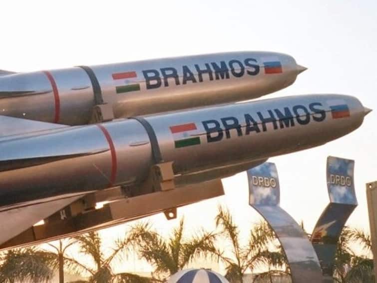 Indian Air Force successfully test-fired extended range version of BrahMos Air-launched missile: Defence Officals BrahMos Air-Launched Missile: வெற்றி... வெற்றி...  சூப்பர்சோனிக் பிரமோஸ் ஏவுகணை சோதனை வெற்றி..!