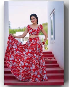 పూల డ్రెస్‌లో ‘జబర్దస్త్’ బ్యూటీ సౌమ్య రావు