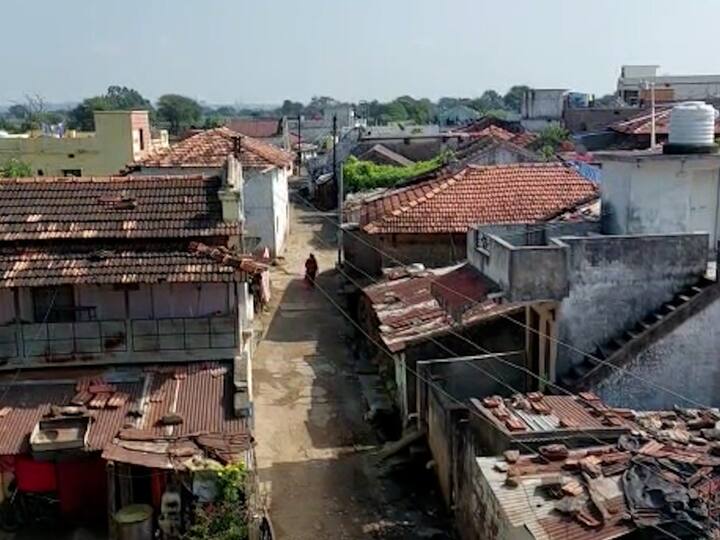 ही विदारक परिस्थिती आहे चंद्रपूर शहरापासून केवळ 15 किलोमीटर अंतरावर असलेल्या कढोली गावातील.