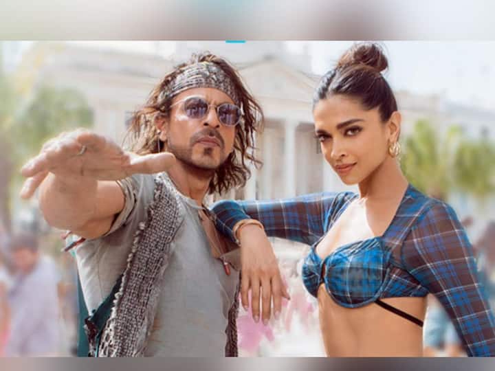 Censor Board examines Shah Rukh Khan movie Pathaan asks makers to make changes Pathaan: 'पठाण' चित्रपटातील काही भाग आणि गाणं बदला; सेन्सॉर बोर्डाचे अध्यक्ष प्रसून जोशी यांची सूचना