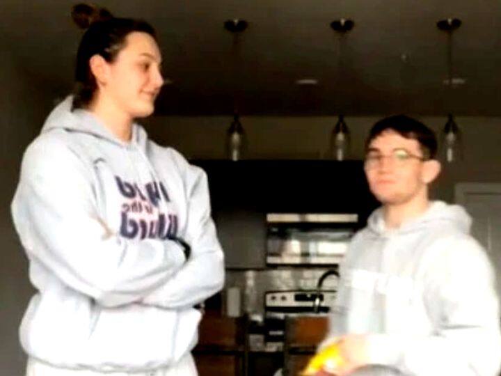 Relationship Advice you should know benefits of having long girlfriend Long Girlfriend Benefits: 'जिसकी गर्लफ्रेंड लंबी उसका भी बड़ा नाम है', लंबी गर्लफ्रेंड होने के कई फायदे आप भी जान लीजिए