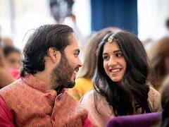 अनंत अंबानी और राधिका मर्चेंट का हुआ रोका, सामने आई इंगेजमेंट सेरेमनी की पहली तस्वीर