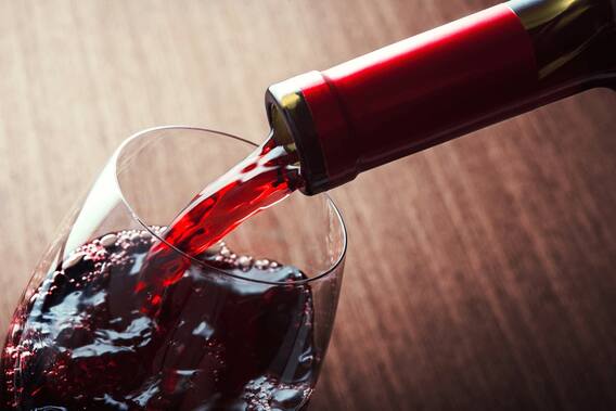 Red Wine Benefits: क्या आप रेड वाइन पीने के फायदों के बारे में जानते हैं, आइए जानें