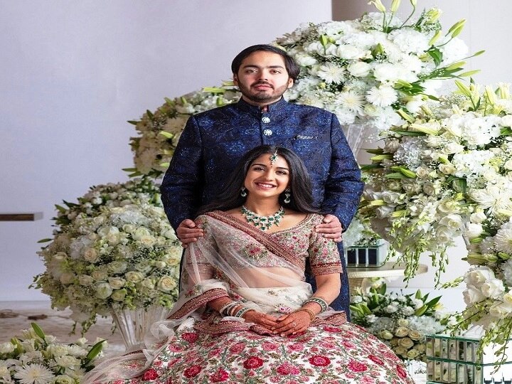 Know Who Is Mukesh Ambani's Son Anant's Fiancee Radhika Merchant, Going ...