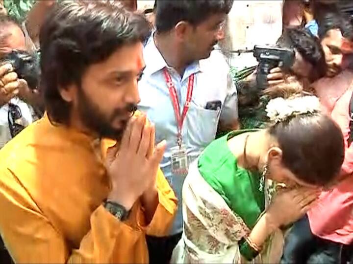 रितेश आणि जिनेलिया देशमुखचा 'वेड' हा सिनेमा आज प्रेक्षकांच्या भेटीला आला आहे.
