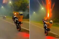 Viral Video: ਰਾਕੇਟ ਪਟਾਕੇ ਲਗਾ ਕੇ ਬਾਈਕ 'ਤੇ ਕੀਤਾ ਕਮਾਲ ਦਾ ਸਟੰਟ, ਦੇਖਦੇ ਰਹਿ ਜਾਓਗੇ ਤੁਸੀਂ