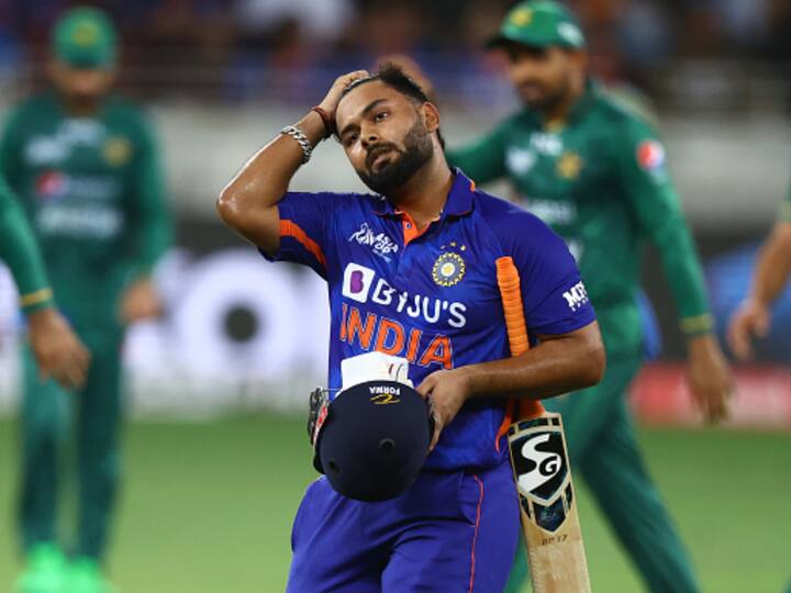 Rohit Sharma's Wife Ritika Sajdeh Lashes Out At Those Sharing Rishabh Pant's Clips After His Car Accident Rohit Sharma's Wife Lashes Out At Those Sharing Rishabh Pant's Clips After His Accident