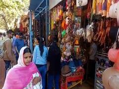 दोन वर्षांनी माथेरान पर्यटकांनी बहरलं, विकेंड आणि थर्टी फर्स्टचा जुळून आला योग, Photos