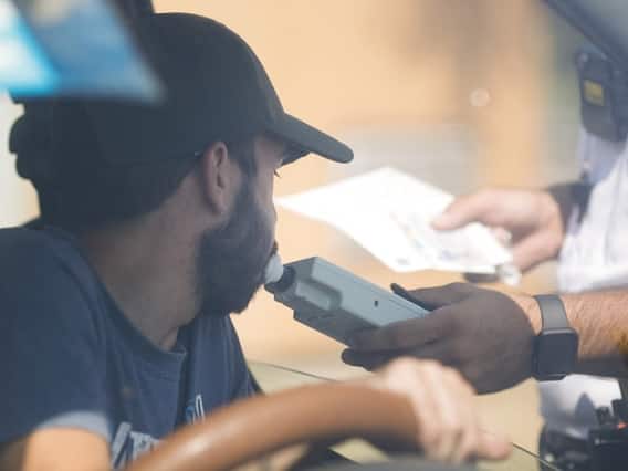 Year Ender : Celebration Precautions do not Drink and Drive on New Year 2023 Happy New Year : નવા વર્ષે પાર્ટીમાં કેટલો દારૂ પી ને ગાડી ચલાવી શકાય? જાણો નિયમ