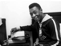 PHOTO: ब्राझीलचे महान फुटबॉलर पेले यांची कॅन्सरशी झुंज अपयशी!