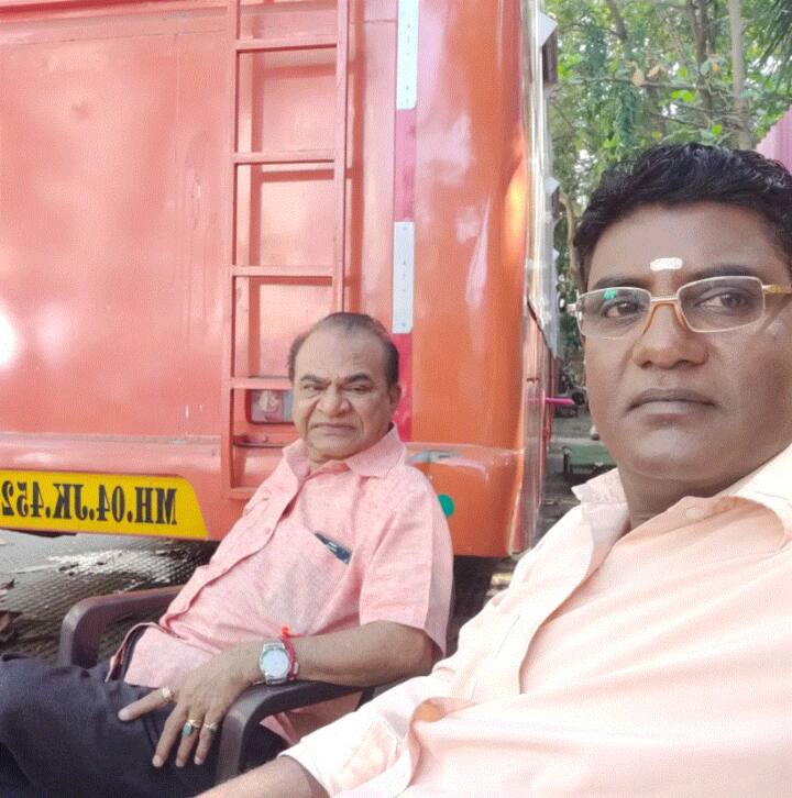 तनुज महाशब्दे इन दिनों अपनी पर्सनल लाइफ को लेकर भी काफी चर्चा में हैं. वह 42 साल की उम्र में जल्द ही शादी के बंधन में बंधने वाले हैं.