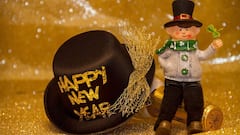 Happy New Year 2023: কম খরচে দারুণ উপহার, নতুন বছরে প্রিয়জনদের হাতে তুলে দিন এগুলো