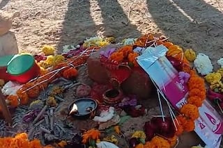 Mehsana: મહેસાણામાં યુવકને આવ્યું સપનુ, ખેતરમાં ખાડો ખોદ્યો ને મળી આવી ગોગા મહારાજની મૂર્તિ