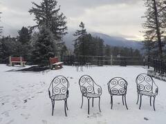 Narkanda, Rohtang, Higher Reaches of Himachal Pradesh Receive Fresh Snowfall