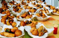 शादी -पार्टी के मेन्यू में मैंडेटरी हैं ये फूड आइटम्स, शामिल करना कभी ना भूलें, नहीं तो रूठ सकते हैं मेहमान