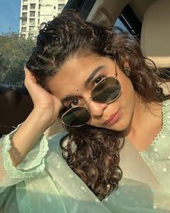 Mithila Palkar Photos: ఆలోచనంతా 2023 గురించే అంటోన్న పొట్టి నూడుల్స్