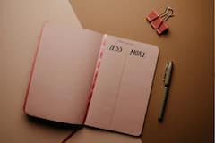 Happy New Year 2023: নিজেকে করুন আরও উন্নত, নতুন বছরে নিজের কাছে প্রতিজ্ঞা করুন এগুলো