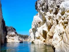 New Year Party के लिए तैयार हुए हॉलीडे डेस्टिनेशन, पुलिस की चेतावनी- 'जश्न तो मनाइए लेकिन जरा होश में'