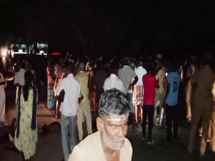 Tiruvannamalai: 15 Goats Killed in Speeding Car Collision Public Protests திருவண்ணாமலை அருகே அதிவேகமாக வந்த கார் மோதி 15 ஆடுகள் உயிரிழப்பு - பொதுமக்கள் சாலை  மறியல்