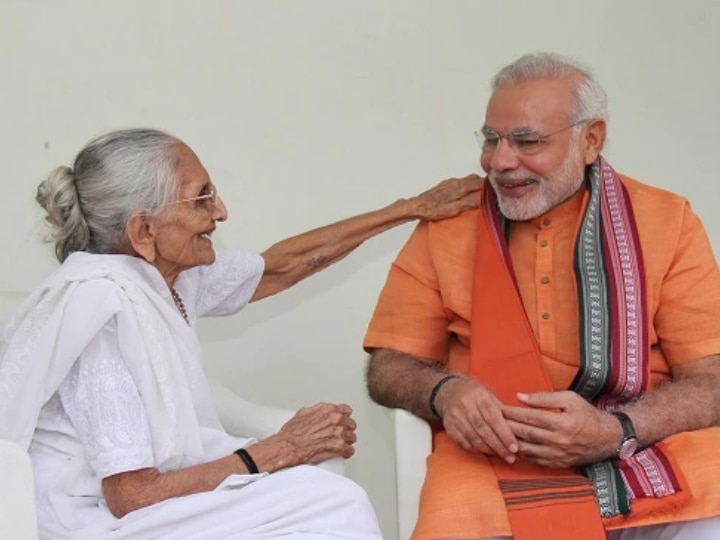 PM Modi Mother Heeraba: 'मां केवल शब्द नहीं...' हीराबेन मोदी के 100वें जन्मदिन पर PM मोदी ने लिखा था ये भावुक ब्लॉग