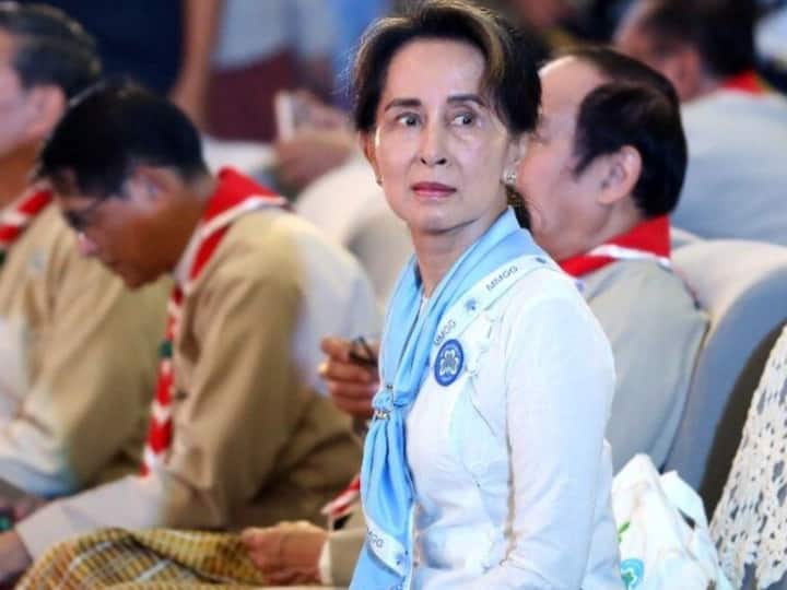 Myanmar Aung San Suu Kyi convicted on corruption charges, sentenced to 7 years Aung San Suu Kyi Jailed: ఆంగ్‌సాన్ సూకీకి మరో ఏడేళ్ల జైలు శిక్ష పొడిగింపు, సంచలన నిర్ణయం తీసుకున్న కోర్టు