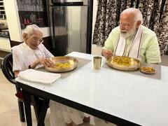 खिचड़ी खाने से लेकर, साथ टीवी देखने तक.... मां हीराबेन के साथ प्रधानमंत्री की हर वो तस्वीर जो छा गईं