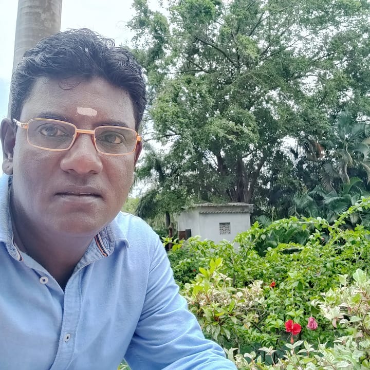 कहा तो यहां तक जा रहा है कि, कृष्णन अय्यर की रियल लाइफ होने वाली पत्नी ऑन-स्क्रीन वाइफ बबीता जी उर्फ मुनमुन दत्ता से भी ज्यादा खूबसूरत हैं.